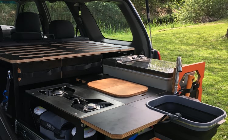 Co de BosCamper – Dachzelt-Abenteuer: Subaru Forester x EGOE Nestbox Supertramp x Yuna Sheepie