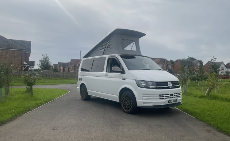 4 berth Volkswagen campervan from 2018