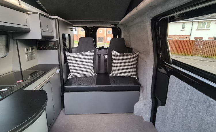 Skye – „SKYE“ 2020 Ford Transit Custom Limited mit 4 Schlafplätzen