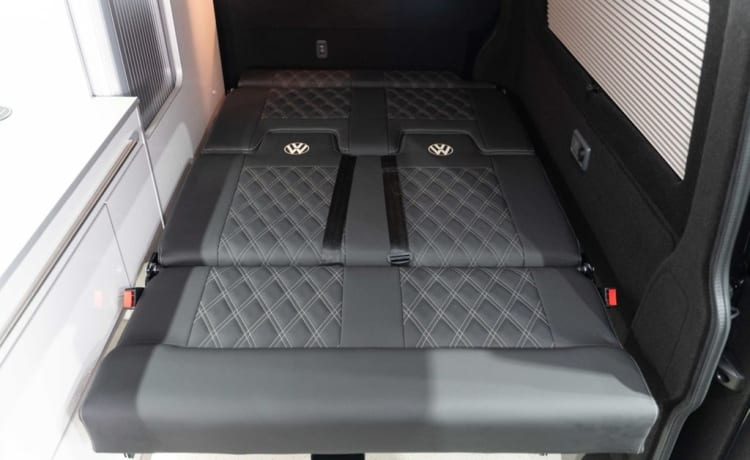 Black VW – 4 berth Volkswagen campervan from 2023