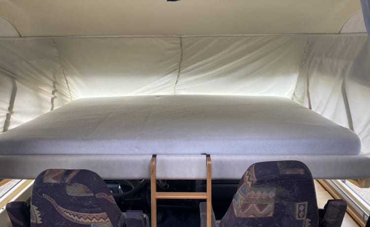 Camper ideale per famiglie Hymer B574, aria condizionata, letto fisso e letto basculante 5 pers, 2.8 Turbo