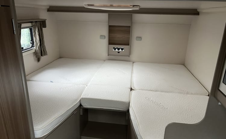 2-5 berth Swift – Fiat mansardata con 5 posti letto dal 2021