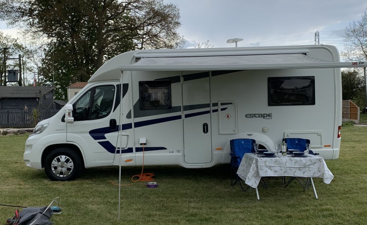 Valerie – 4 Berth Swift Escape - entièrement assuré