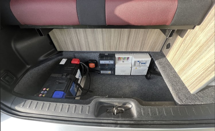 Micro camper – 2 cuccette Nissan Serena