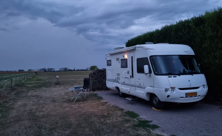 MyRapidoHome – Ruime 4 persoons Rapido intergraal Camper