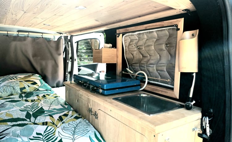 Team ge0Explo – Converted van