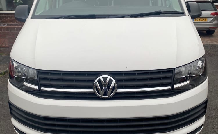 WILFY – 4 berth Volkswagen bus from 2016