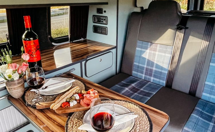 Duke – Camper Volkswagen 4 posti letto del 2015