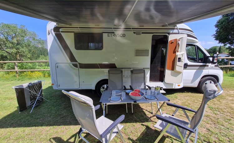 4p Fiat Etrusco T 6900 QB fully equipped