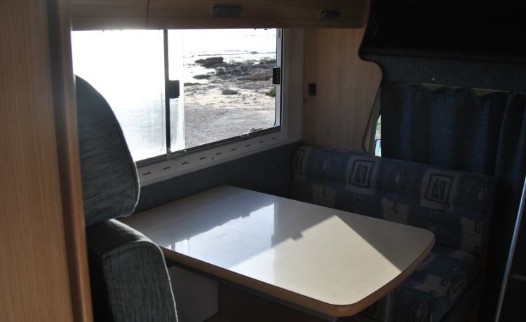 Superbrig – Rimor Camper Attic 6 seats