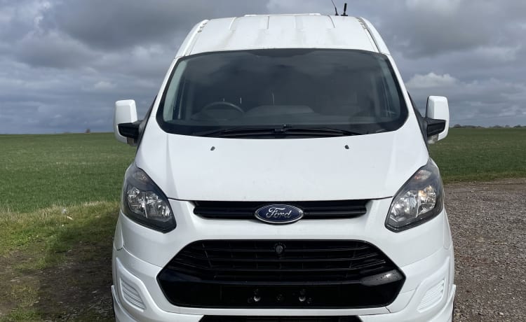 Penelope II – Ford camper met 2 slaapplaatsen uit 2015