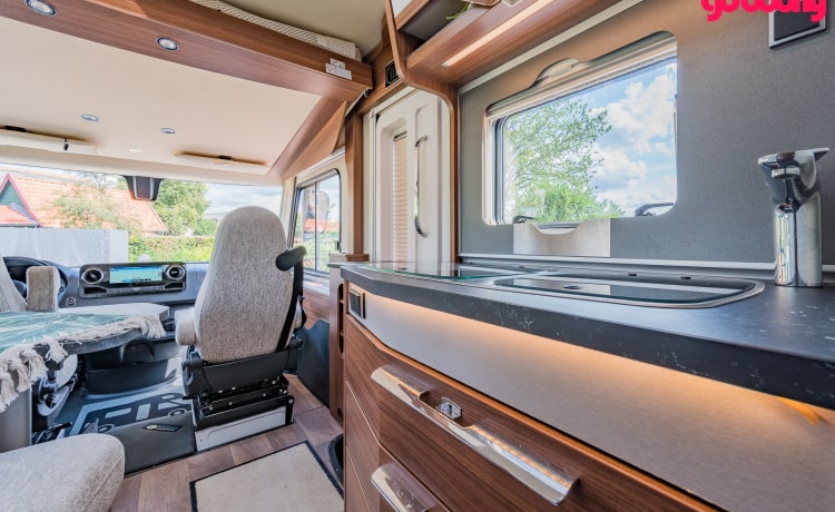 4p Hymer integrated from 2020