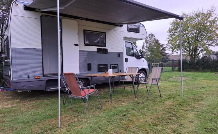 Skip – Camper familiare Salta VT Living Style