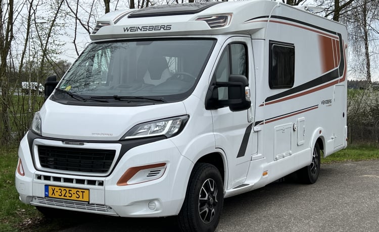 Fijne compacte camper (2020) voor 2 personen