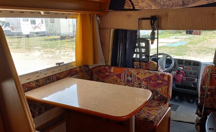 Elnagh Doral 105  (Bagus) – Camper with air conditioning