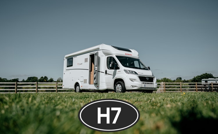 H7 – Fiat Dethleffs Just 90 Ideal family van or 2 couples