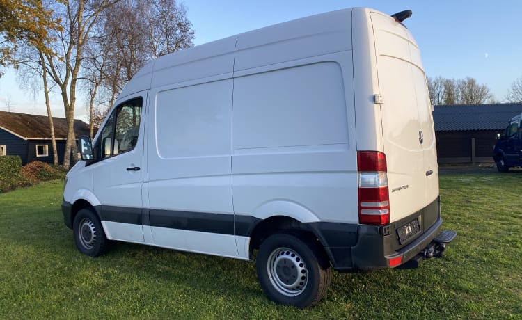 Mercedes bus camper - Automatic air conditioning-off grid