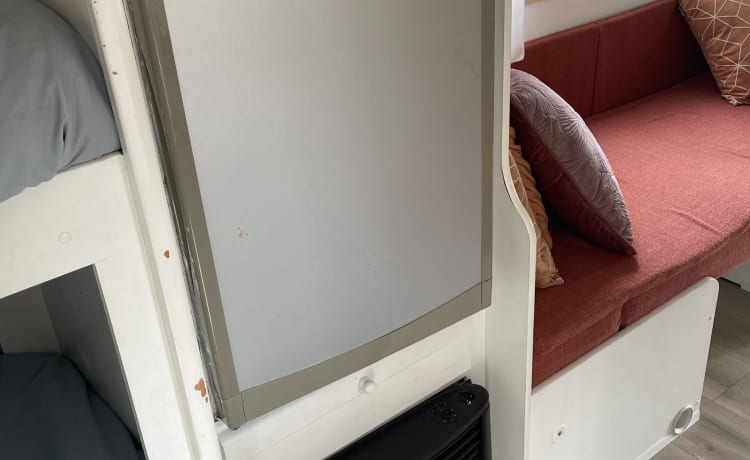 Ford Transit, Alcove and bunk from 1999