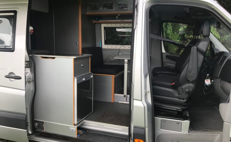 MB Sprinter 318 CDI (184pk) Camping-car avec option complète !! 210cm de hauteur debout !!