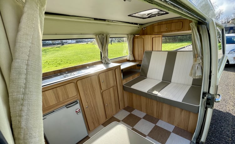 Dotty  – 2 berth Volkswagen campervan from 1972