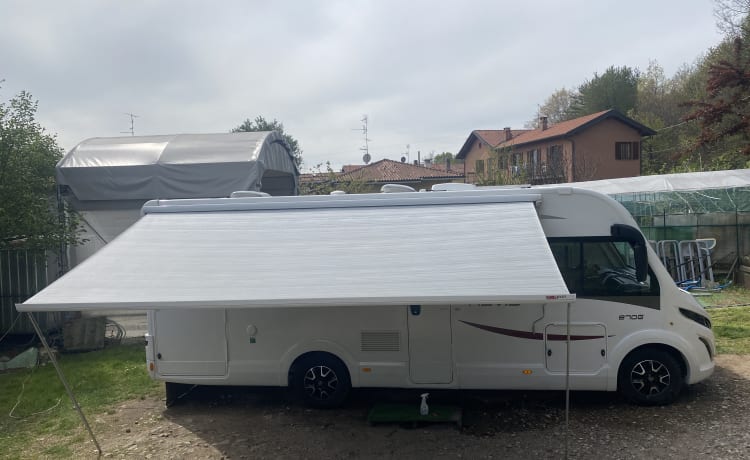 McOscar – Motorhome di Oscar e Giulia NUOVO e spazioso.