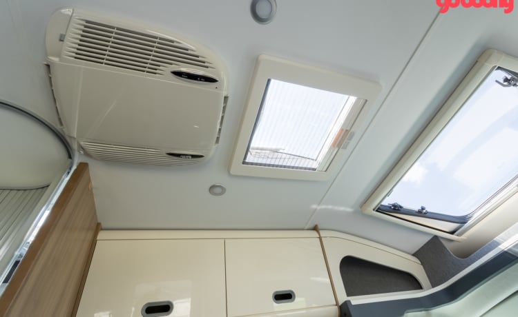 Compact luxury Sun Living semi-integrated from 2020