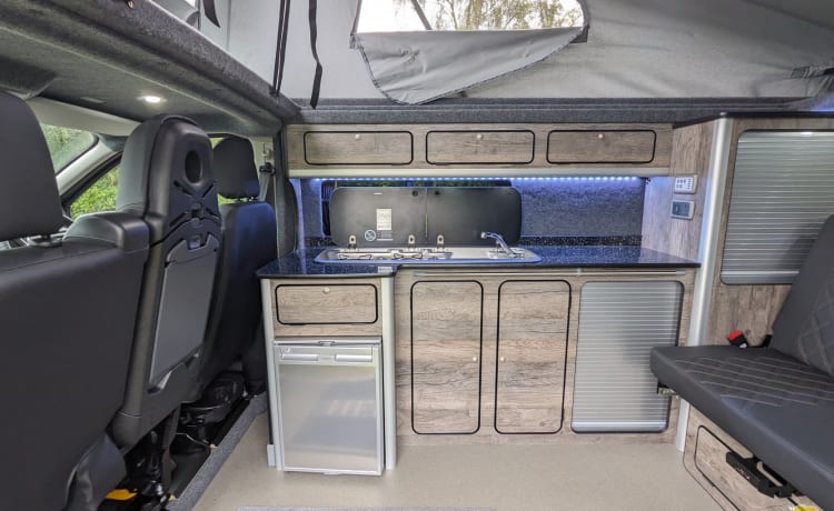 Stunning 2 berth LWB camper - newly converted 