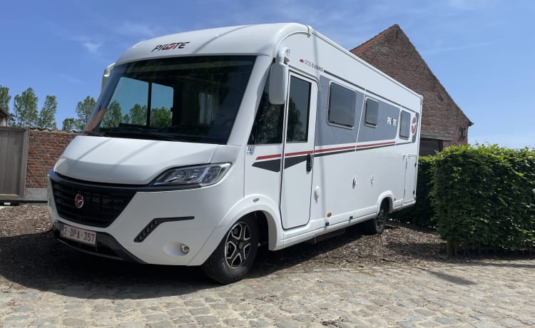 2023 Pilote G720FC Integraal (4p/ B-rijbewijs)