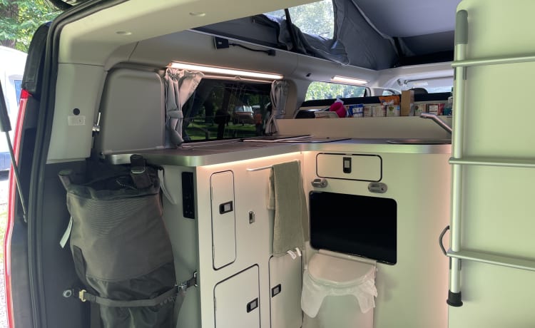 McNugget – 4 berth Ford Nugget Plus campervan, 2022