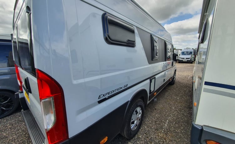 4 berth Auto-trail Expedition 68