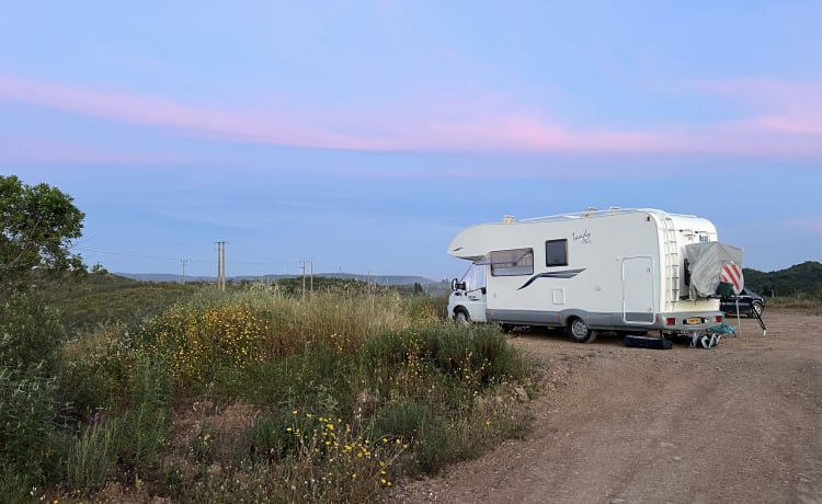 LOUISTJE 🚐 – 6p McLouis alcôve de 2007