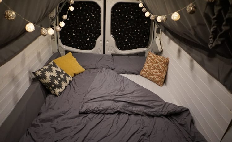 Chad – Camper VW a 4 posti letto - ideale per una piccola famiglia o una coppia