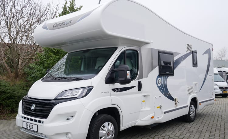 Chausson C656 Alkoof, 6 Zit/Slaapplaatsen