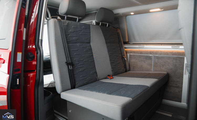 Weekender One – 4-persoons Volkswagen campervan uit 2023 - Inclusief verzekering