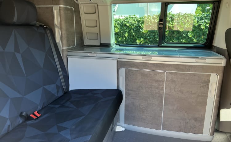 calinco – T 6.1 vierwielaangedreven California Ocean edition Camper