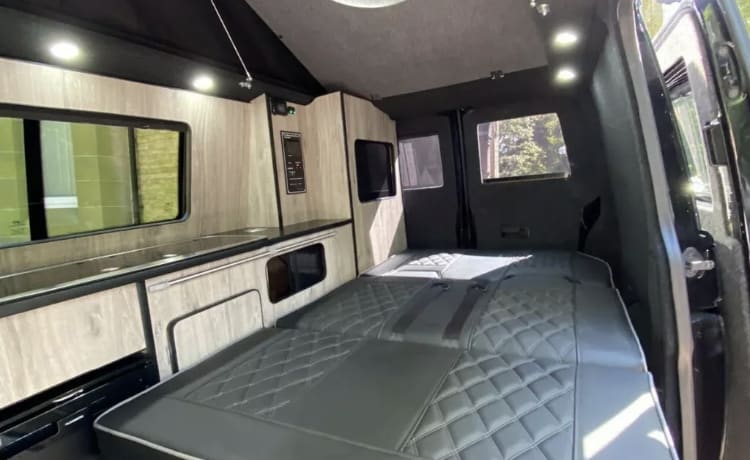 VW Transporter: sleeps 4