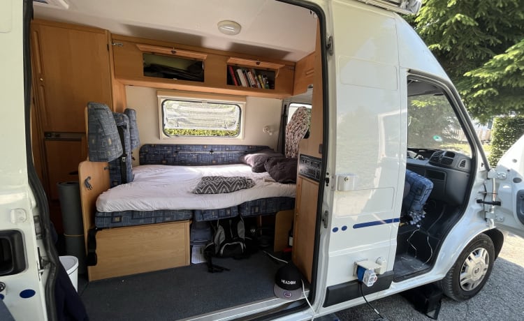 Wander Woman – Adria Van 570 Camperbus