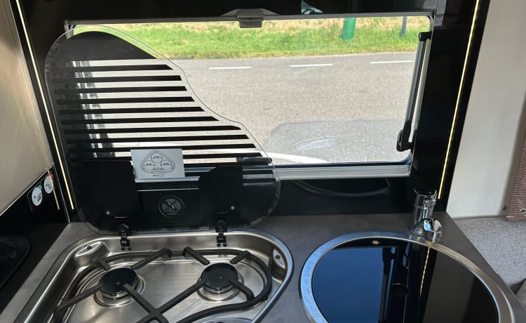 Luxury Camper from 2020 AUTOMATIC with 170 hp