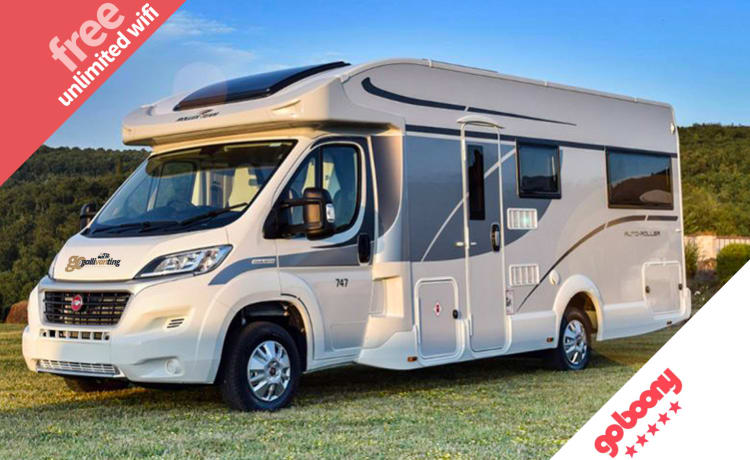 VIP 6 berth & 5 seatbelts – Animal ✅, WiFi, 2 téléviseurs, porte-vélos, repas extérieur