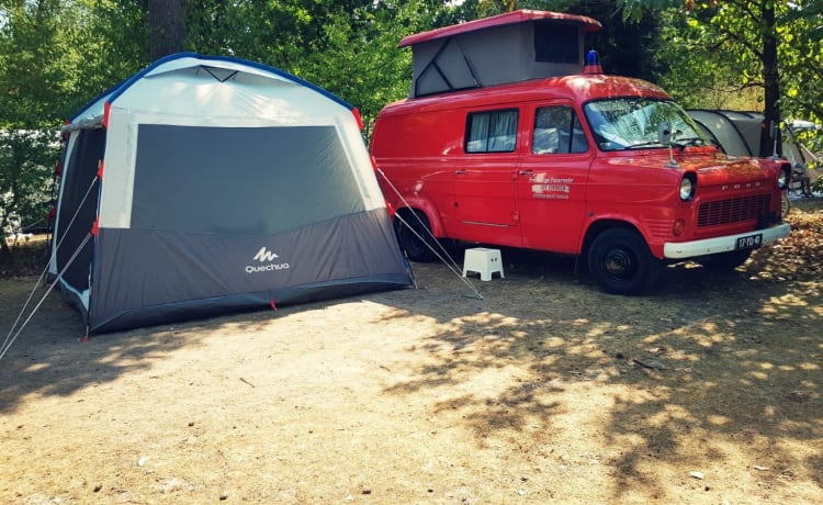 Camper Camion de Pompiers Classique 41