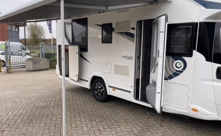 4p Chausson semi-integrated uit 2018