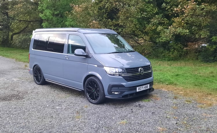 Legend – 4 berth Volkswagen campervan from 2021