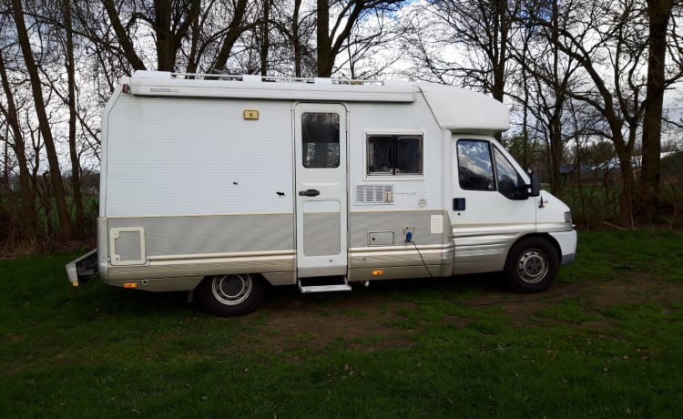 4p Fiat semi-intégré de 1999