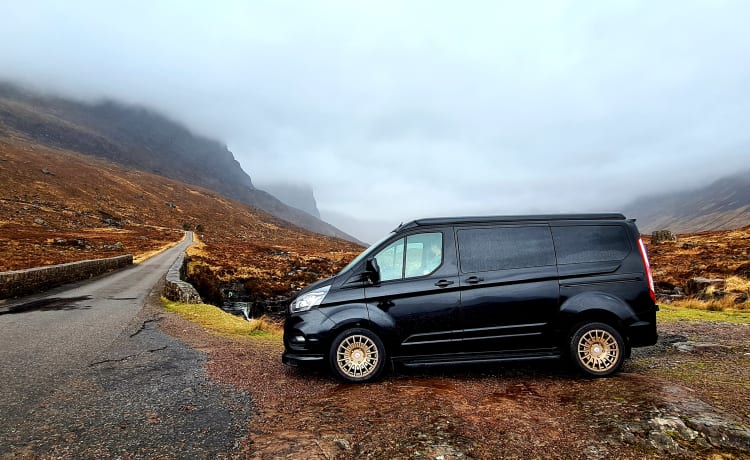 Ford Transit Custom, 4 Berth Travelling Campervan