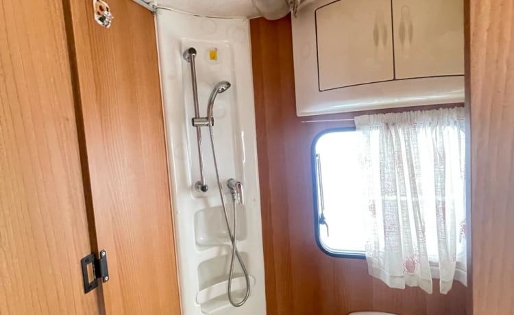 ITA CAMPER – Camper mansardato nuovo - 6 posti