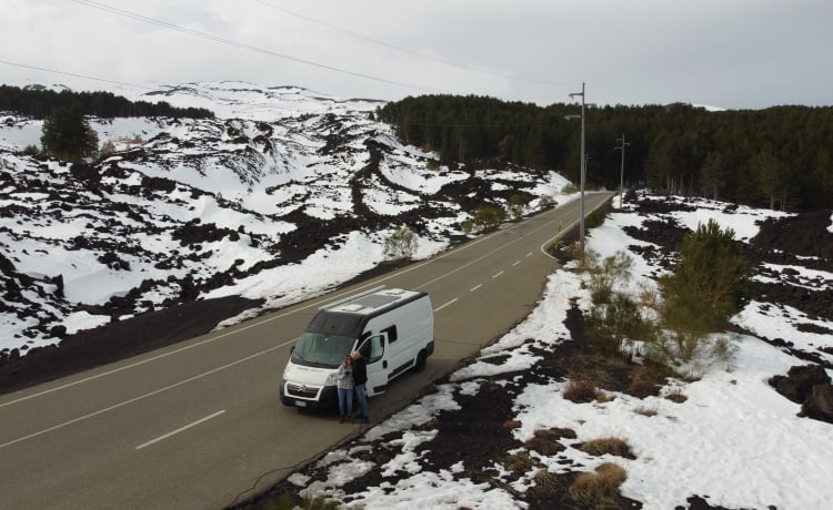 Abbi  – Sicilië Home Luxury Van (citroen trui)