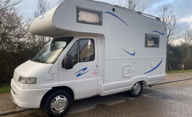 4 berth, off grid, modernised Fiat Ducato with U lounge