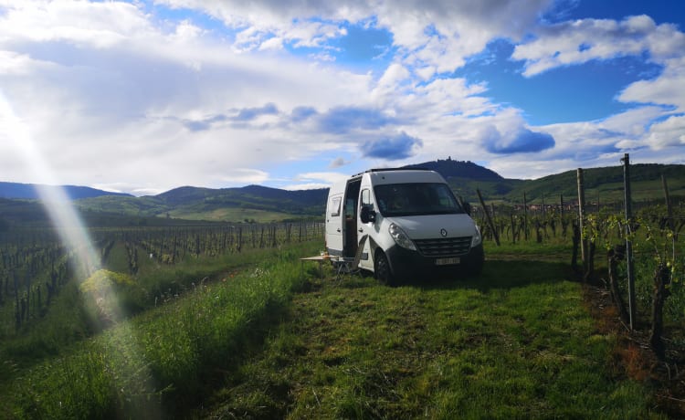 2p Renault campervan from 2010