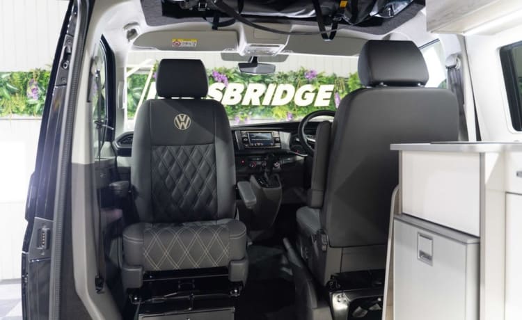 Black VW – 4 berth Volkswagen campervan from 2023