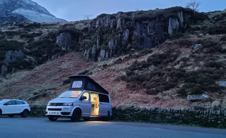 Tommie – 4 person, VW Campervan, LWB with Pop Top roof! + loads of extras!